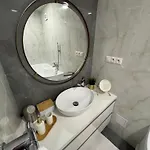 Aura Apartment